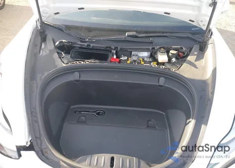 2019 Tesla Model 3 Long Range/Performance z USA, uszkodzony, nr VIN 5YJ3E1EB8KF487466